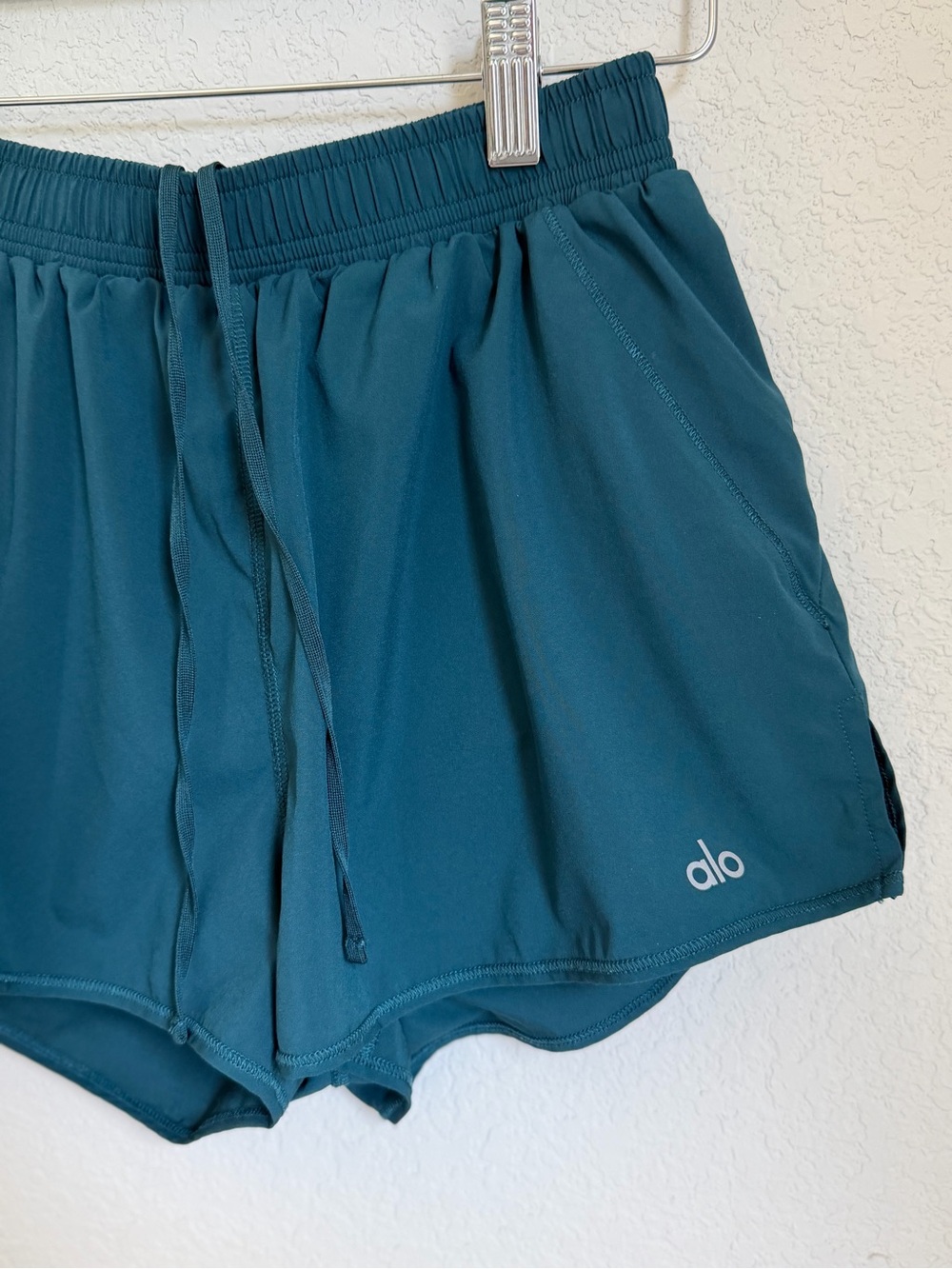 ALO Women’s Stride Shorts